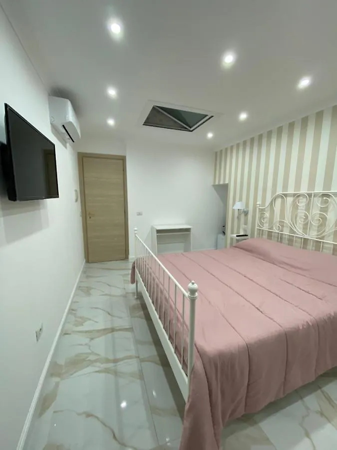 B&B Carme 那不勒斯 住宿加早餐酒店